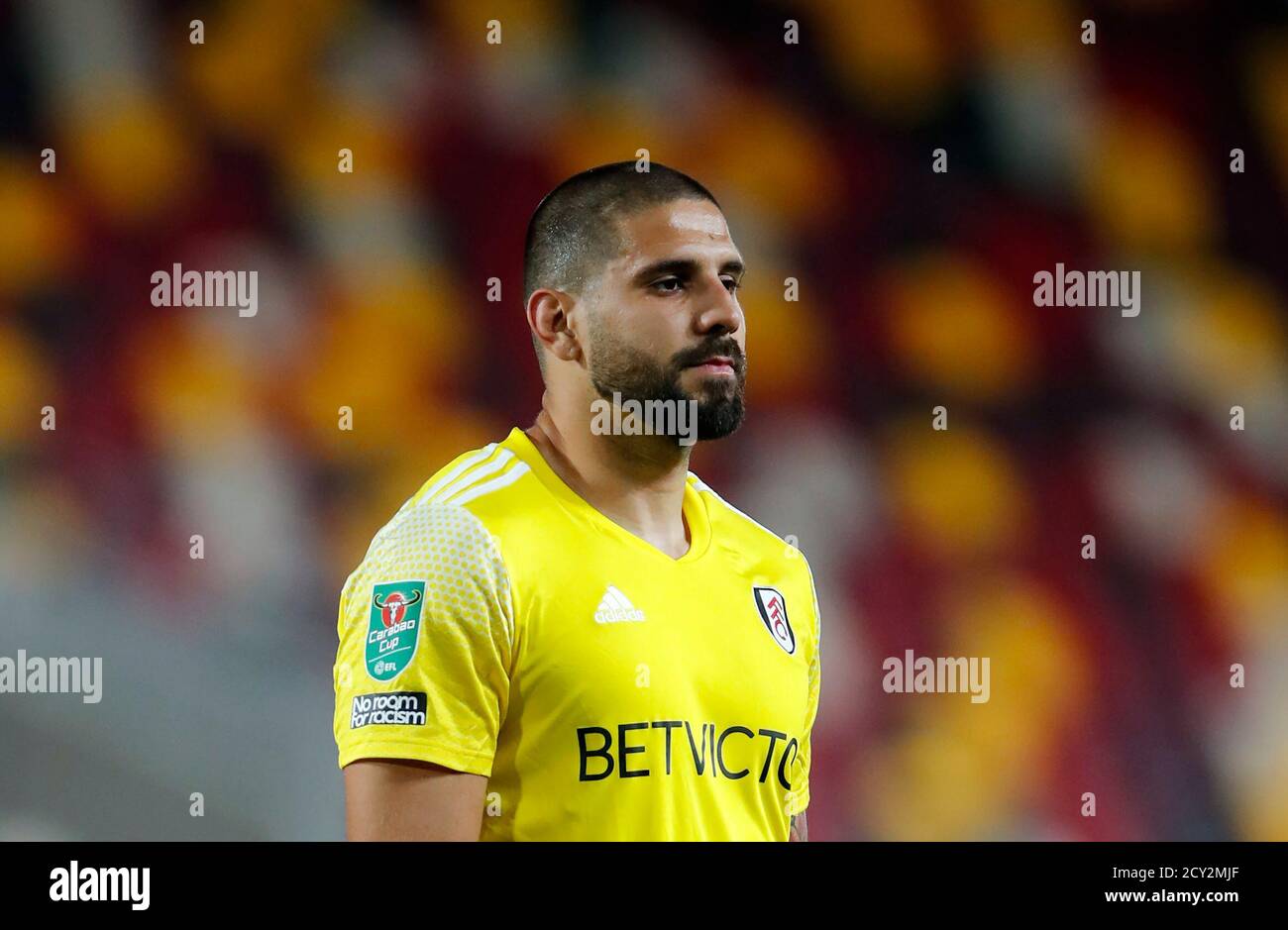 Aleksandar Mitrovic de Fulham réagit lors du quatrième tour de la Carabao Cup au Brentford Community Stadium, à Londres. Banque D'Images