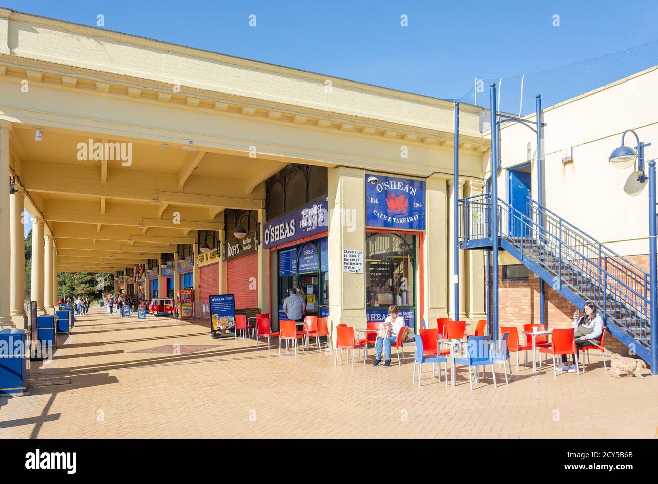 Plage et promenade, Barry Island, Barry (y Barri), Vale of Glamorgan, pays de Galles, Royaume-Uni Banque D'Images