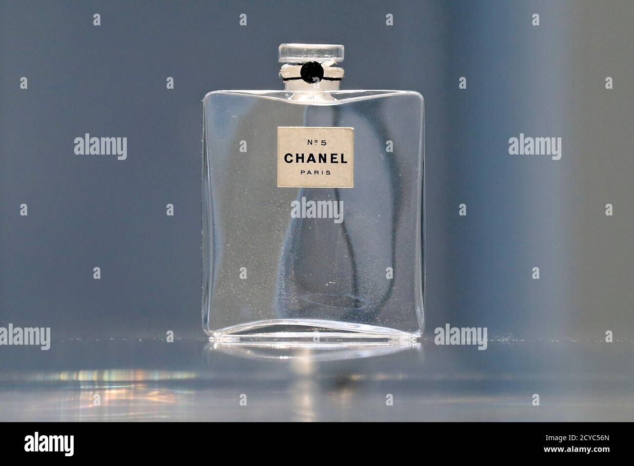 Chanel Perfume Coco Banque D Image Et Photos Alamy Chanel Perfume Coco Banque D Image Et Photos Alamy