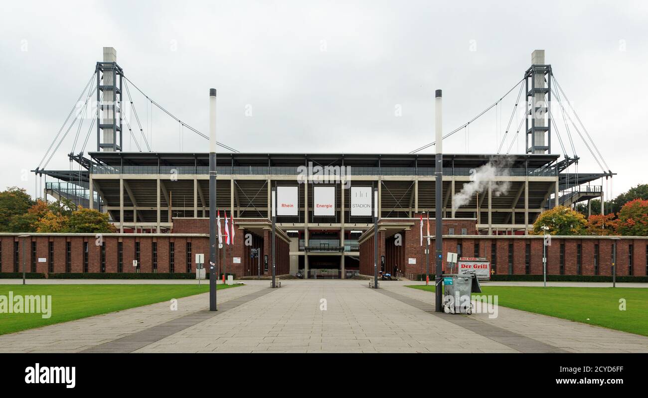 Cologne, Allemagne: Stade 'Müngersdorfer Stadion' également connu sous le nom de 'RheinEnergie Stadion', stade de l'équipe de football '1. FC Köln Banque D'Images