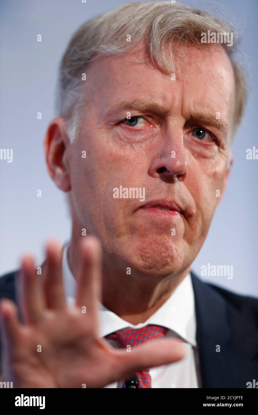 Marcel van Poecke, Chairman of Atlasinvest, speaks at the Oil & Money  conference in central London, October 30, 2014. REUTERS/Andrew Winning  (BRITAIN - Tags: BUSINESS ENERGY HEADSHOT Photo Stock - Alamy