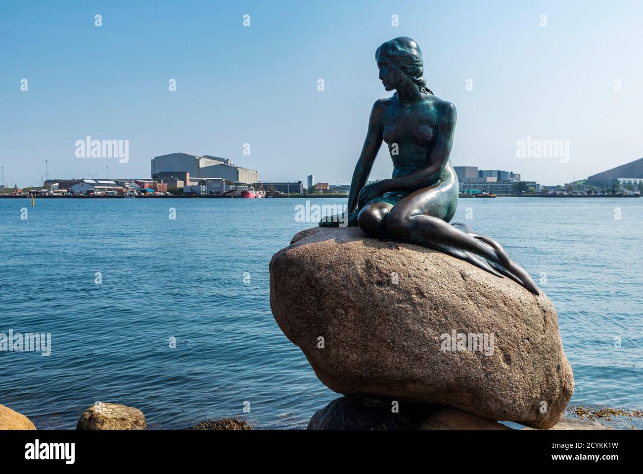 Statue de la petite Sirène (Den lille Havfrue) sur la promenade Langelinie à Copenhague, Danemark Banque D'Images
