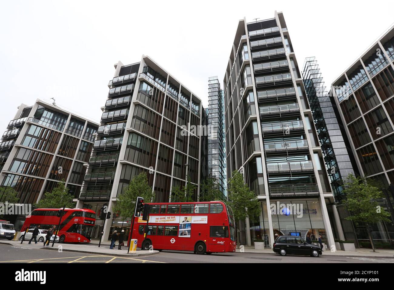 The Development Of One Hyde Park Is Seen London May 2 14 London S Red Hot Property Market Has Struck A New Record With The Sale Of A 140 Million Pound 237 Million Unfurnished