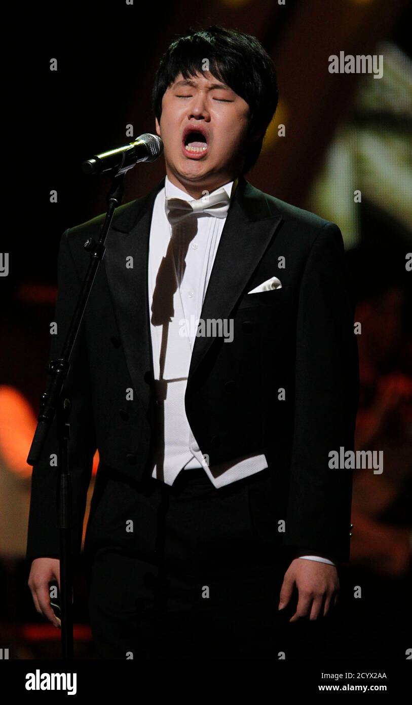 Sung-bong Choi, 22, sings during a final round of "Korea's Got Talent" in  Seoul August 21, 2011. Choi's powerful baritone and his inspirational life  story have now pulled at the heart strings