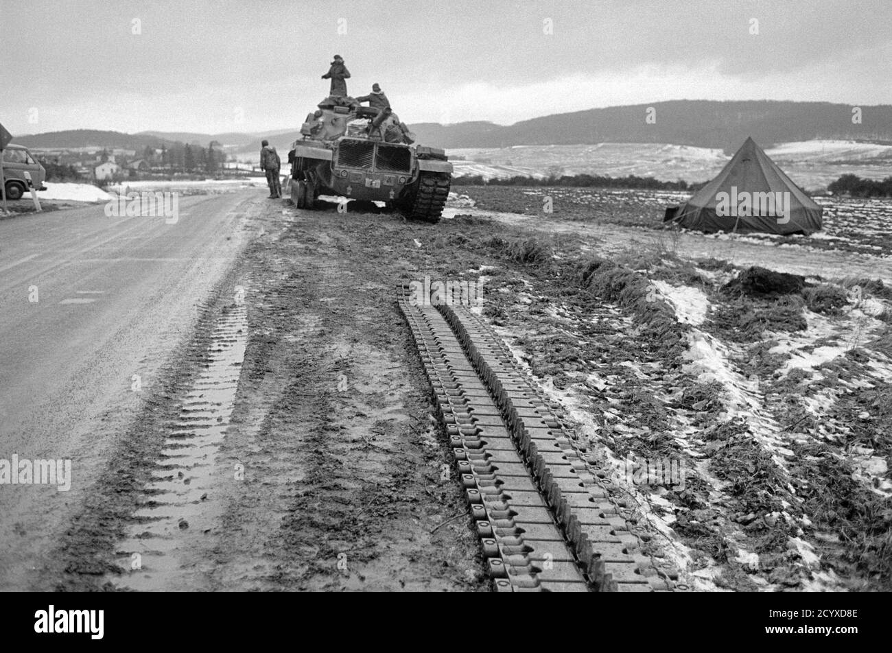 Exercices de l'OTAN en Allemagne, US Army M 60 tank s'est écrasé (janvier 1986) Banque D'Images