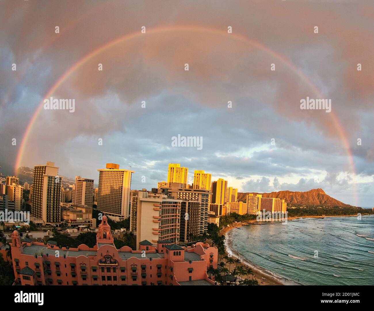 Rainbow sur Waikiki Banque D'Images