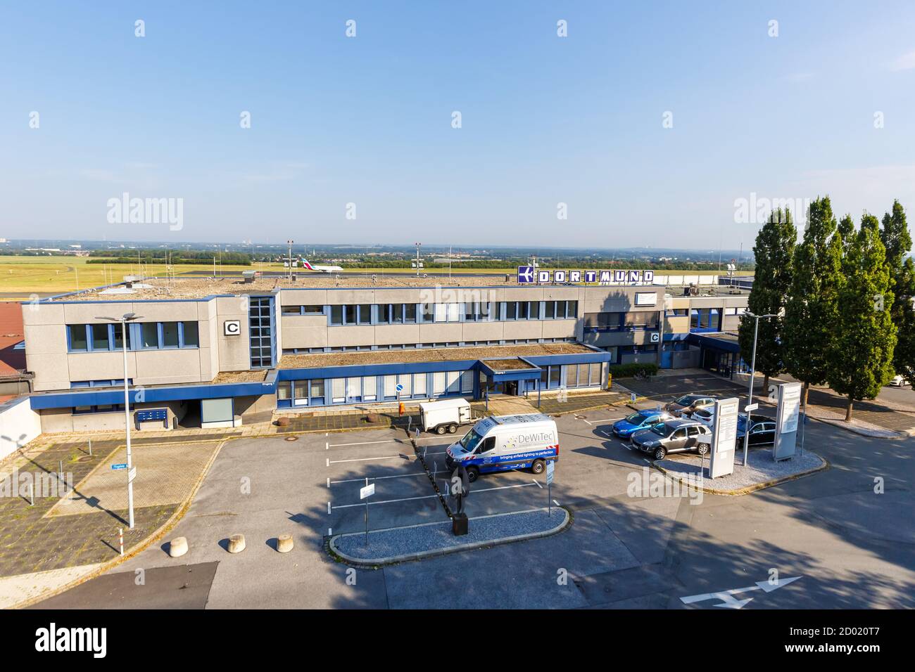 Dortmund, Allemagne - 10 août 2020 : bâtiment du terminal de l'aviation générale de l'aéroport de Dortmund en Allemagne. Banque D'Images