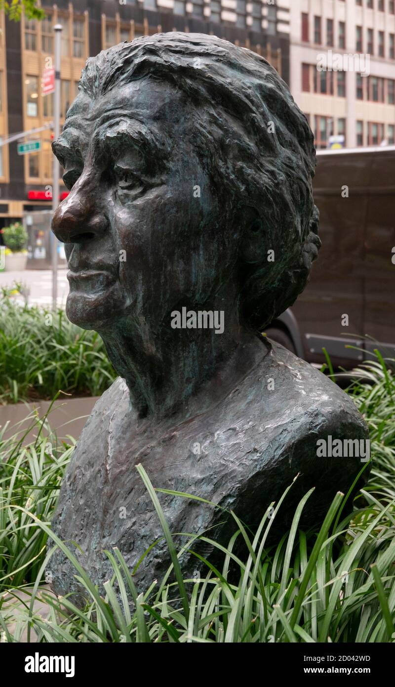 Statue de Golda Meir sur Broadway place de Golda Meir Manhattan NY Banque D'Images