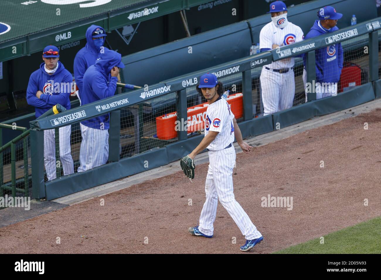 Chicago, États-Unis. 02 octobre 2020. Chicago Cubs débutant le pichet Yu Darvish (11) part dans le septième dîner du jeu de cartes sauvages NL contre les Miami Marlins à Wrigley Field le vendredi 2 octobre 2020 à Chicago. Photo par Kamil Krzaczynski/UPI crédit: UPI/Alay Live News Banque D'Images