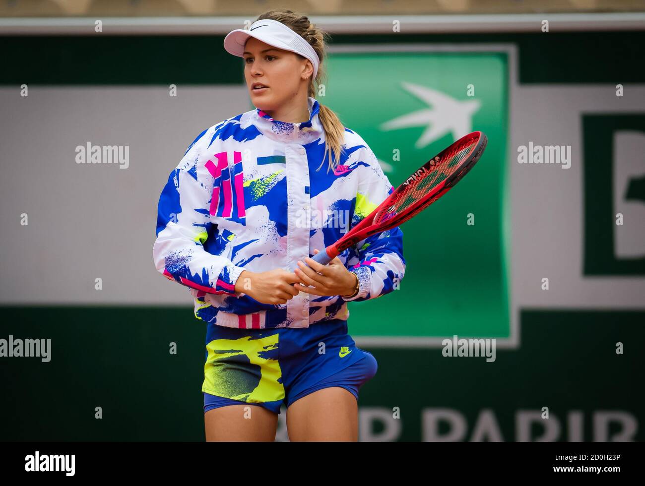 Eugenie Bouchard du Canada en action contre IGA Swiatek de Pologne lors de la troisième manche du tournoi de tennis Roland Garros 2020, Grand Chelem, on Banque D'Images