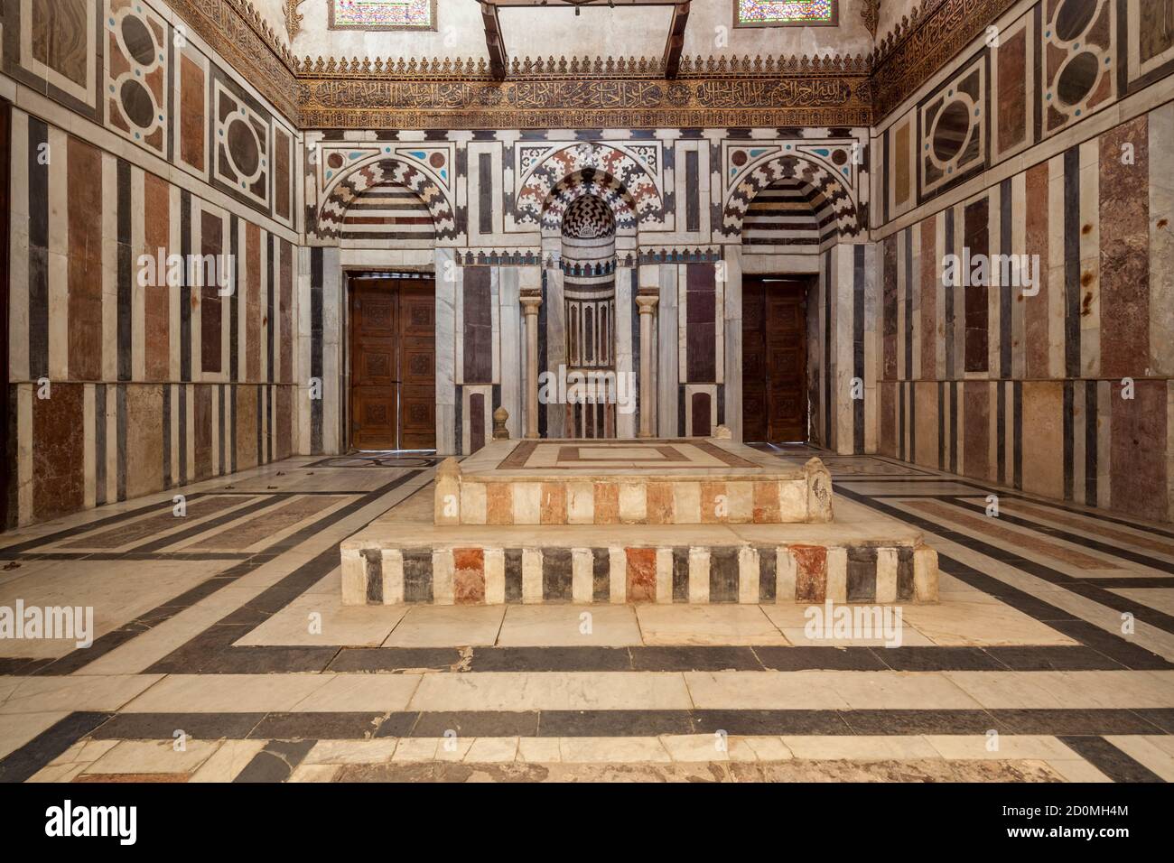 Intérieur du mausolée, complexe Mamluk du Sultan Barquq, le Caire, Égypte Banque D'Images