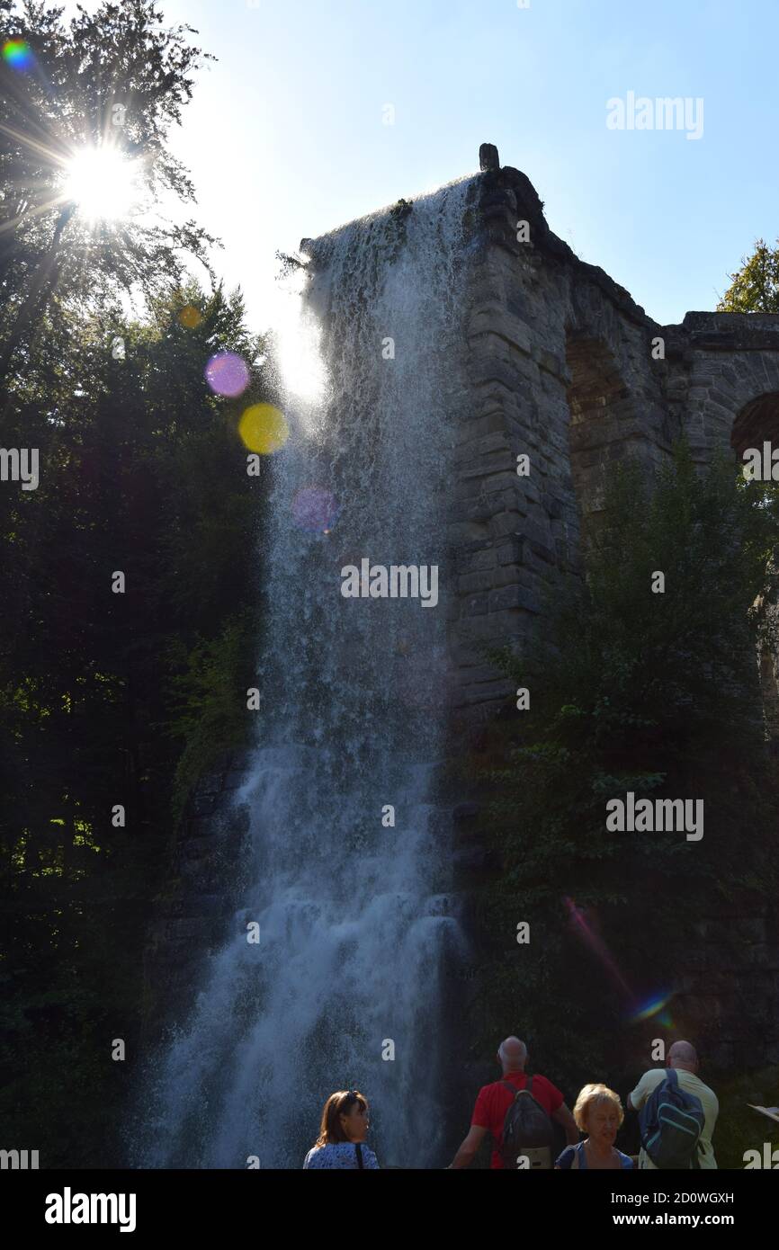 Wasserspiele - Plutogrotte, Teufelsbrücke et le temple de Jussow Banque D'Images