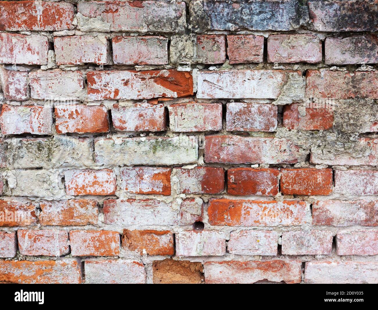 mur-de-briques-ab-m-peinture-endommag-e-sur-le-mur-us-meules-la
