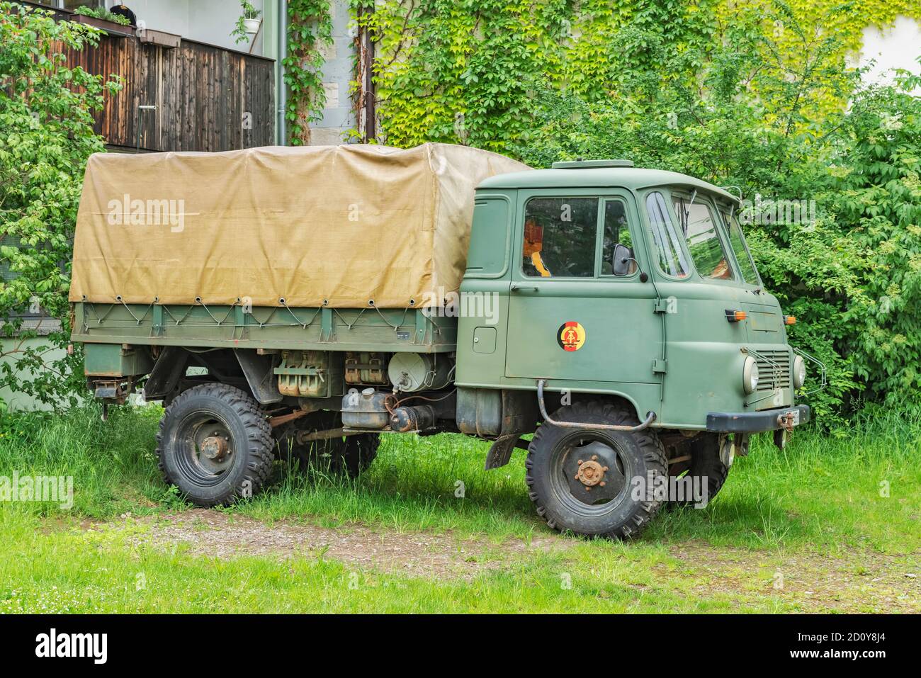 Le Robur LO 2002 a été construit entre 1973 et 1990 dans le GDR. Le véhicule a également été utilisé par l'Armée populaire nationale dans la RDA. Banque D'Images