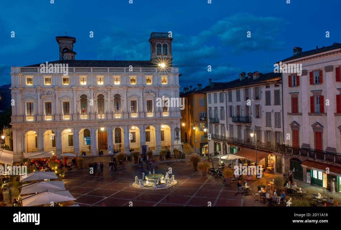 Piazza ancien centre de l'ancienne communauté de Bergame Banque D'Images