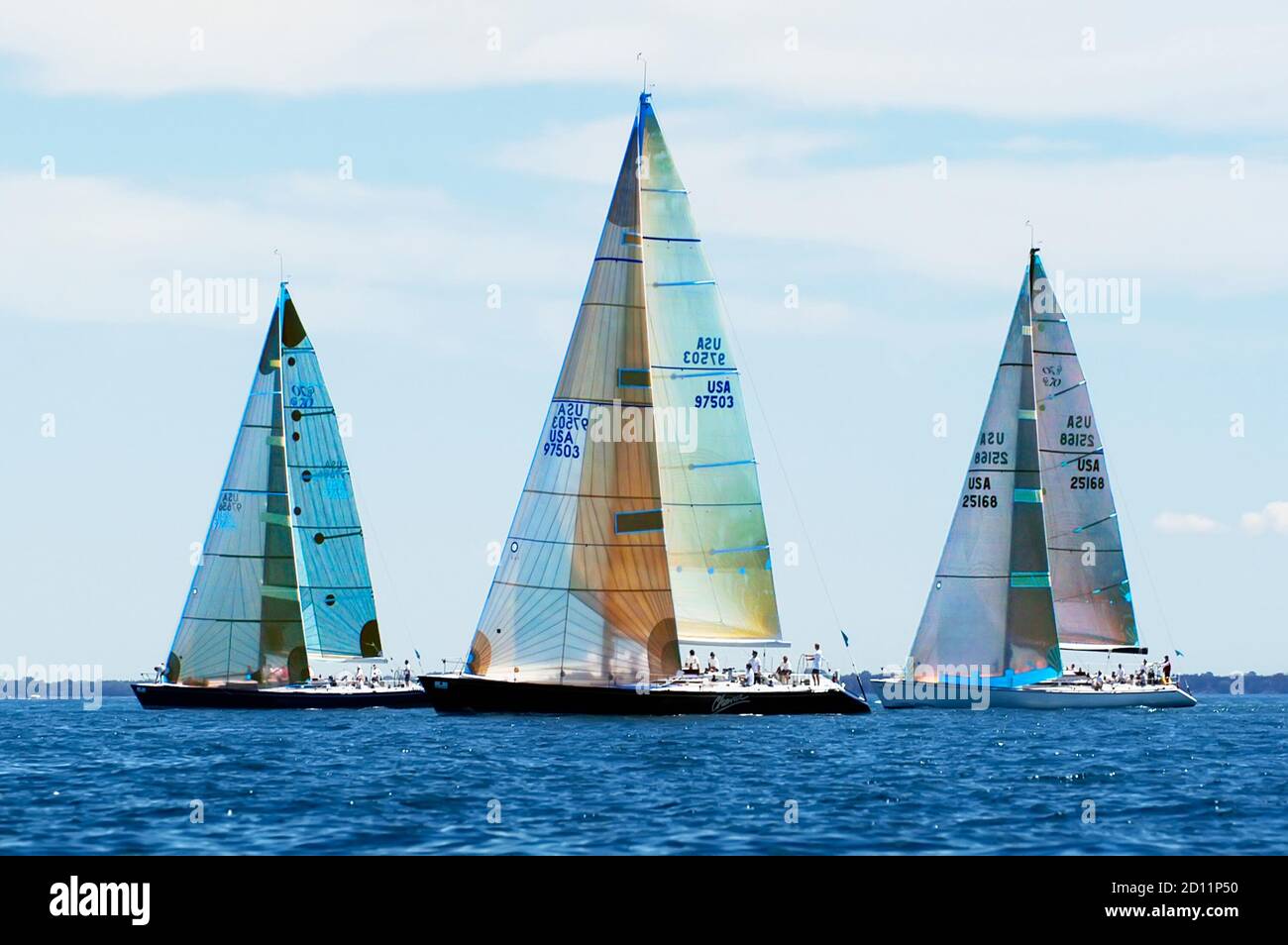 Navigation de plaisance avec des spinnakers sur le lac Huron à Port Huron Michigan Banque D'Images