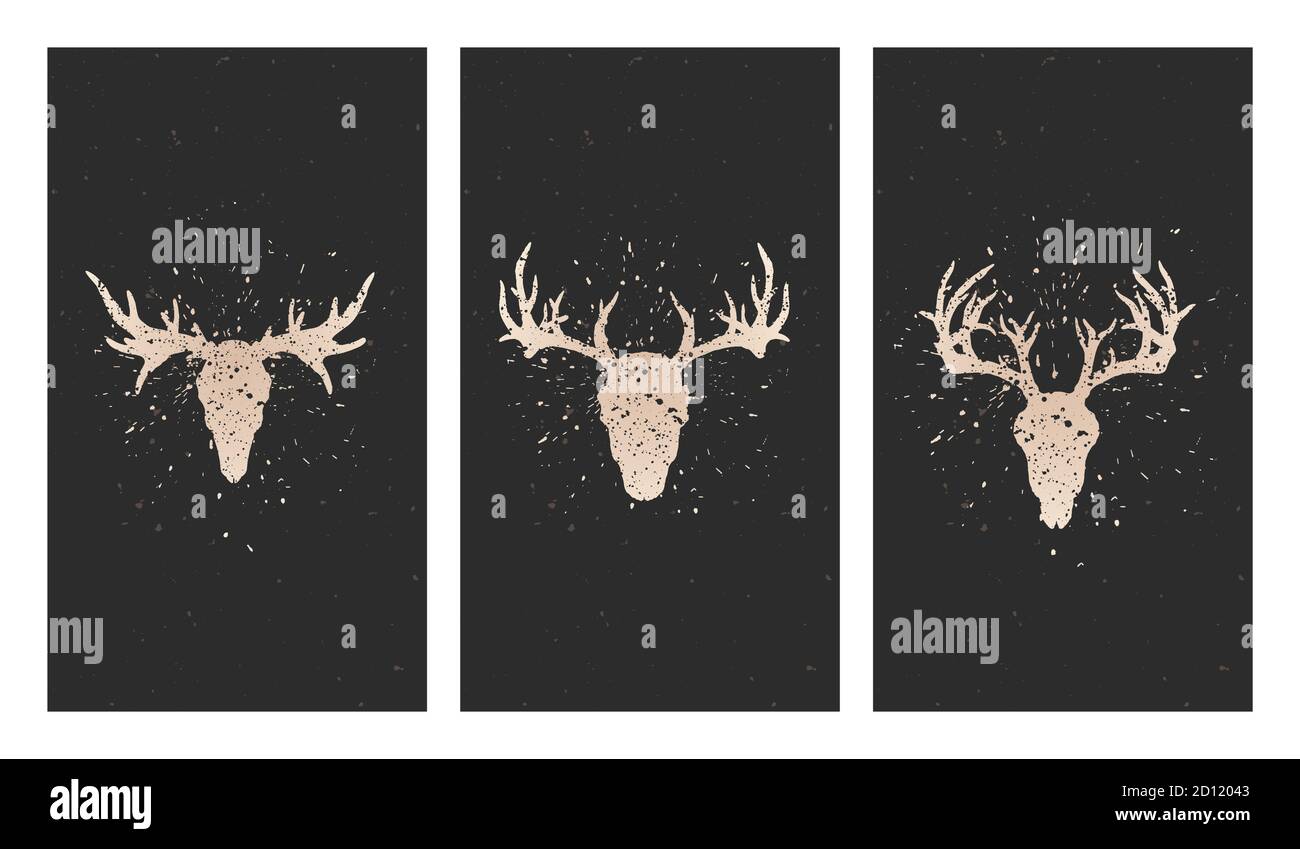 Ensemble de trois illustrations vectorielles avec des silhouettes dorées, des crânes de cerf, d'orignal et de grunge sur fond noir. Pour le dessin, l'impression, le tatouage ou m Illustration de Vecteur