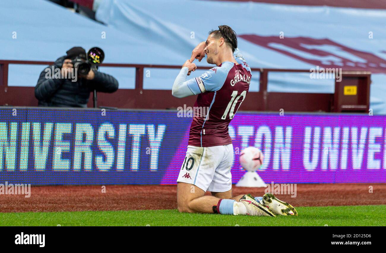 Birmingham, Royaume-Uni. 5 octobre 2020. Jack Grealish de Aston Villa célèbre lors du match de la Premier League anglaise entre Aston Villa et Liverpool à Villa Park à Birmingham, en Grande-Bretagne, le 4 octobre 2020. Credit: Xinhua/Alay Live News Banque D'Images