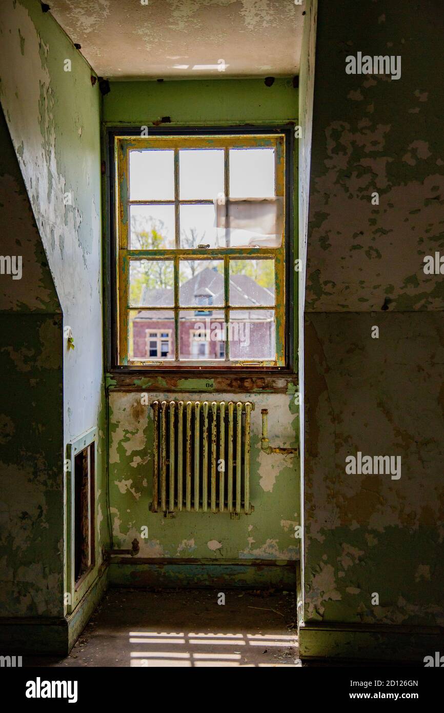 The Haunted Pennhurst School, également connue sous le nom de Pennhurst Asylum, en raison de ses conditions déplorables, de manque de personnel et de surpeuplement Banque D'Images