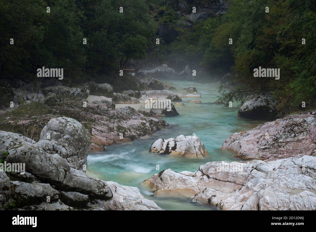 Géographie / Voyage, Slovénie, Alpes Juliennes, Soca dans les eaux profondes, droits-supplémentaires-habilitation-Info-non-disponible Banque D'Images