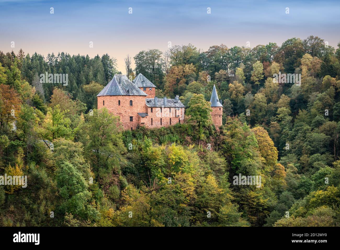 Château dans les Ardennes, Belgique. Banque D'Images