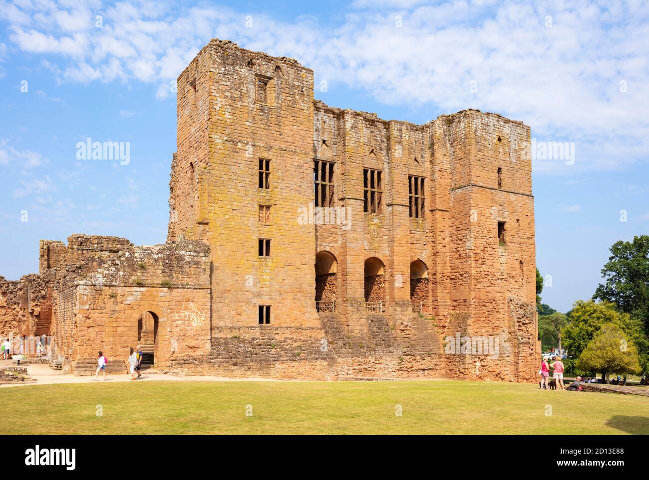 Ruines et terrains du château de Kenilworth Warwickshire Angleterre gb Europe Banque D'Images