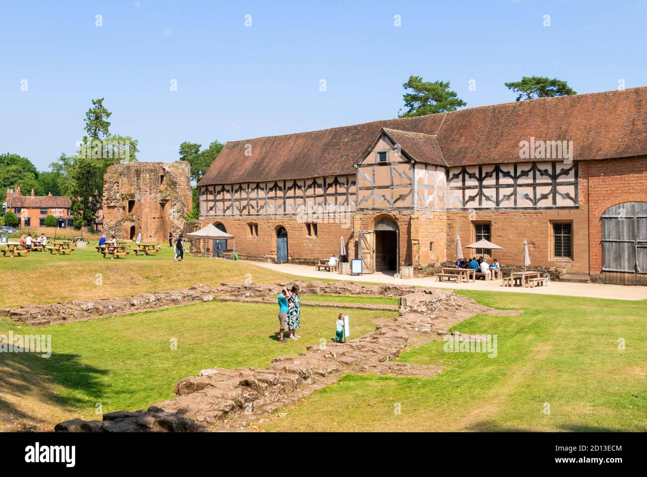 Salon de thé du château de Kenilworth Château de Kenilworth Parc du château de Kenilworth Warwickshire Angleterre royaume-uni gb Europe Banque D'Images