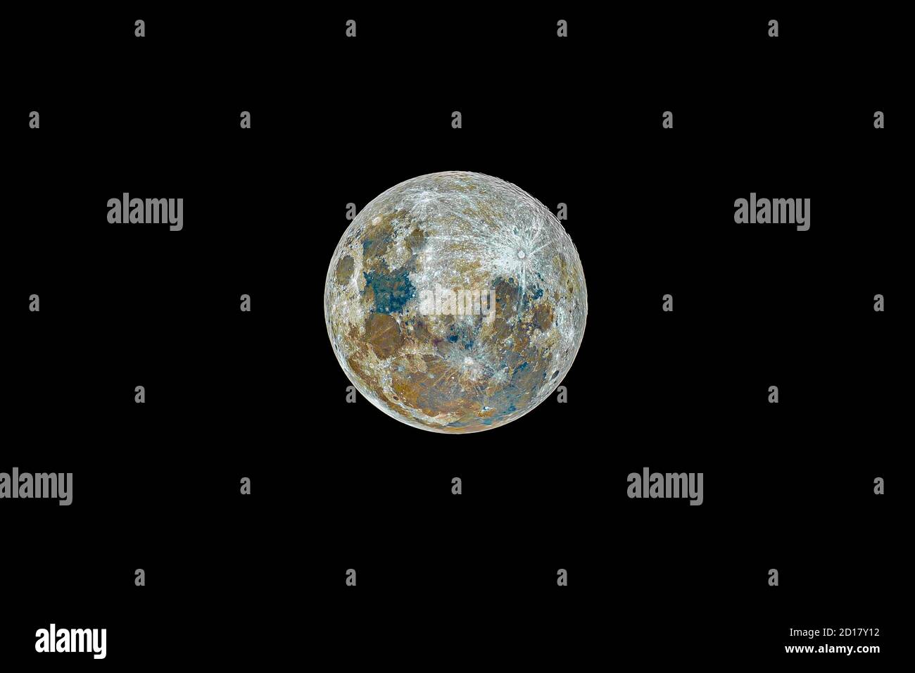 La Lune notre compagnon satellite qui illumine notre chemin pendant la nuit sur un télescope vue détaillée avec les cratères et les mers lunaires. Un s incroyable Banque D'Images