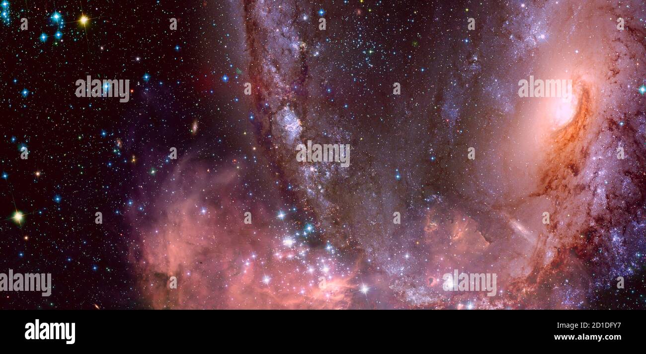 Nebula et les étoiles dans l'espace lointain. Éléments de cette image fournie par la NASA Banque D'Images