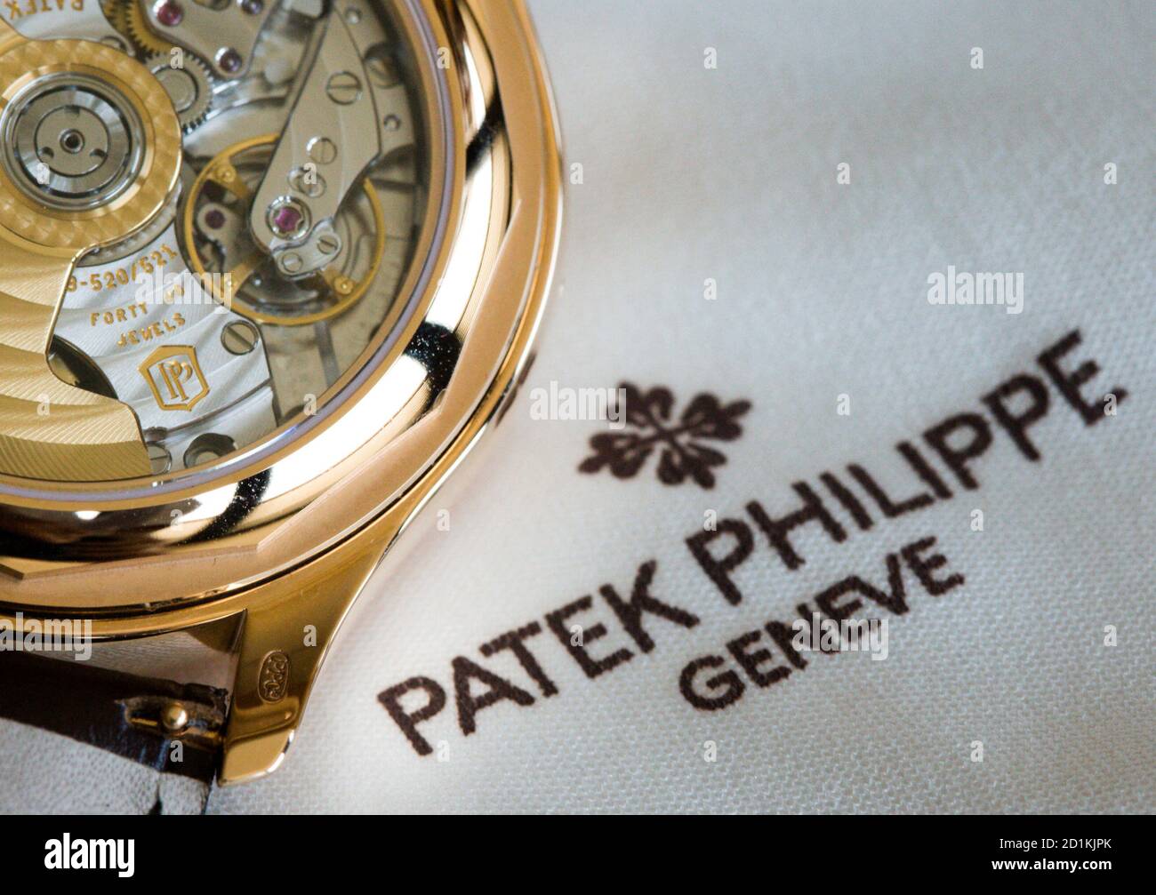 patek philippe geneve au750