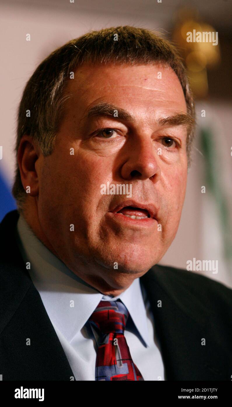 British Petroleum America Vice Chairman Stephen Elbert speaks during a news  conference in Chicago, August 15, 2007, regarding the BP oil refinery in  Whiting, Indiana. BP plans to expand the refinery and