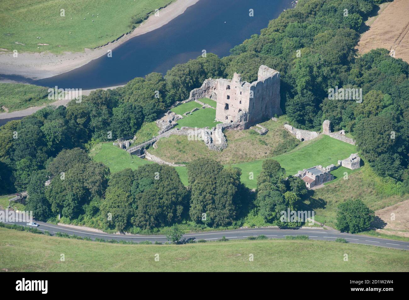 Château de Norham Château de donjon, Northumberland, 2014. Vue aérienne. Banque D'Images
