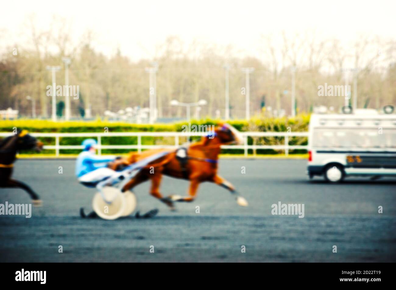 Courses de trottinant. Photo floue Banque D'Images
