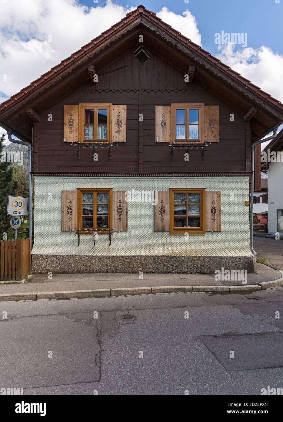 Oberstdorf, Wohnhaus, Holzhaus, Holzschindeln, alt, Bayern, Allemagne Banque D'Images