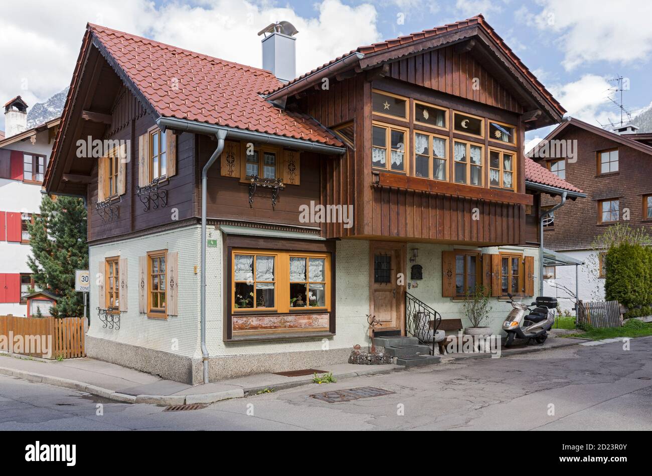 Oberstdorf, Wohnhaus, Holzhaus, Holzschindeln, alt, Bayern, Allemagne Banque D'Images