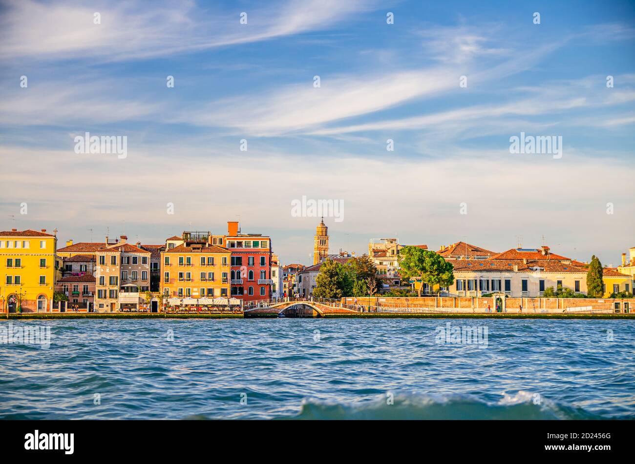 Remblai de Fondamenta Zattere ai Gesuati dans le centre historique de Venise Dorsoduro sestiere, vue de l'eau du canal Giudecca, région de Vénétie, nord de l'Italie Banque D'Images