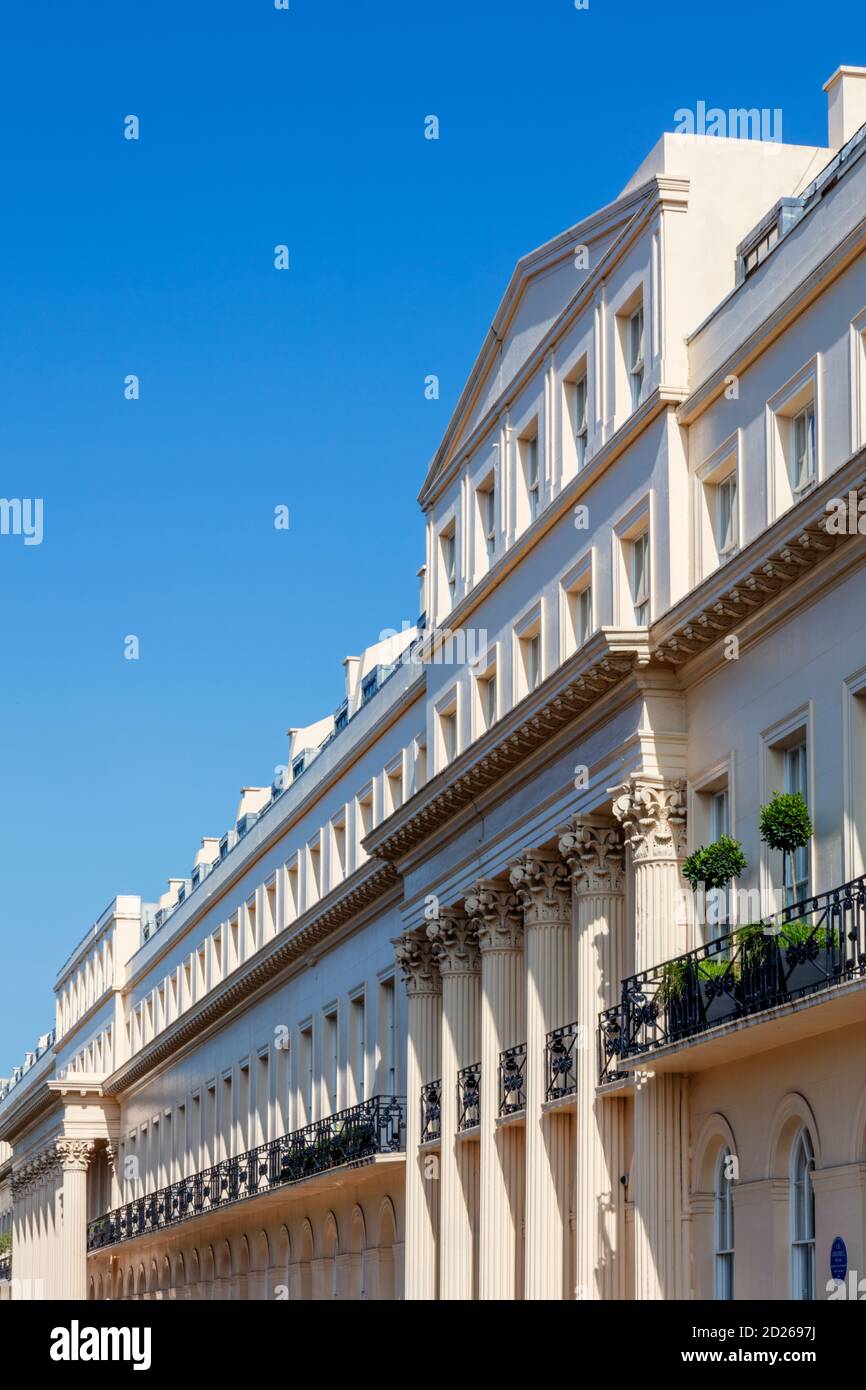 Royaume-Uni, Londres, Regent's Park, Camden borough. Appartements de luxe sur Chester Terrace Banque D'Images