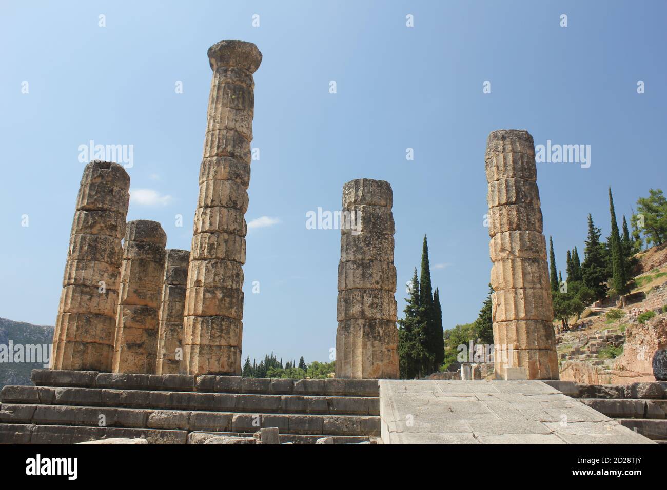 Ruines de l'ancien temple d'Apollon à Delphes dans Grèce Banque D'Images
