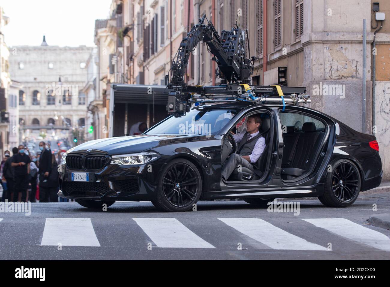 Rome, Italie. 06e octobre 2020. Tom Cruise sur la série de films 'la mission impossible 7' a commencé aujourd'hui à Rome, en Italie, dans le district de Monti via Panisperna, le 6 octobre 2020. (Photo de Matteo Nardone/Pacific Press/Sipa USA) crédit: SIPA USA/Alay Live News Banque D'Images