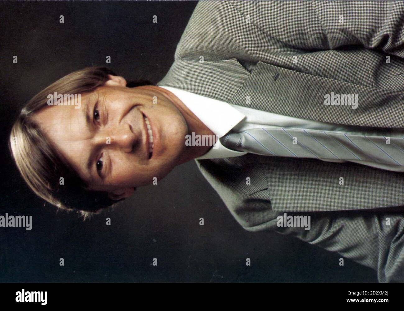 Photo de dossier non daté de David Amess con MP pour Basildon : M. Amess a déclaré aujourd'hui (samedi) qu'il a été laissé secoué après un assaillant écrasé d'oeufs sur sa tête à la fin d'un rassemblement de tous les partis appelé à Southen, Essex, en soutien d'une startion de feu locale. Voir l'histoire de l'Autorité électorale. Photos PA Banque D'Images