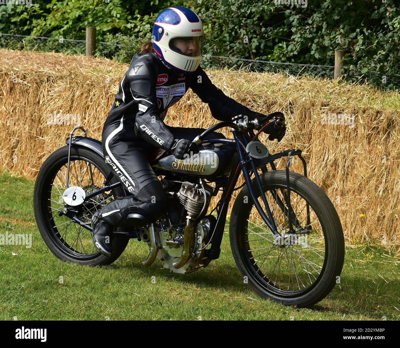 Brittney Olsen, 1926 ans, chef indien, motos de course classiques, Goodwood Festival of Speed, Speed Kings, Motorsport's Record Breakers, Goodwood, juillet Banque D'Images