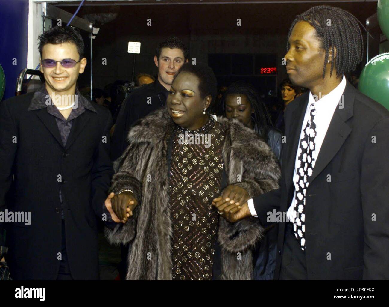 Nina Simone, légende du jazz, arrive aux Heineken/Hot Press Awards à Dublin, en Irlande. Banque D'Images