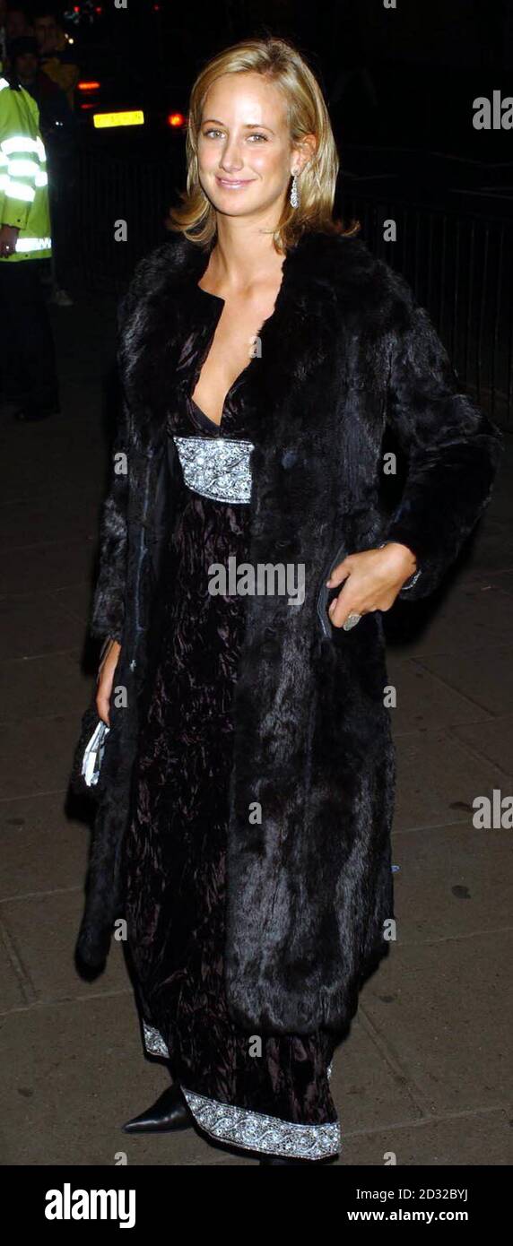 Lady Victoria Hervey arrive à la National Portrait Gallery de Londres pour une fête privée pour célébrer le lancement d'une exposition de portraits de célébrités par le célèbre photographe de mode Mario Testino. Banque D'Images