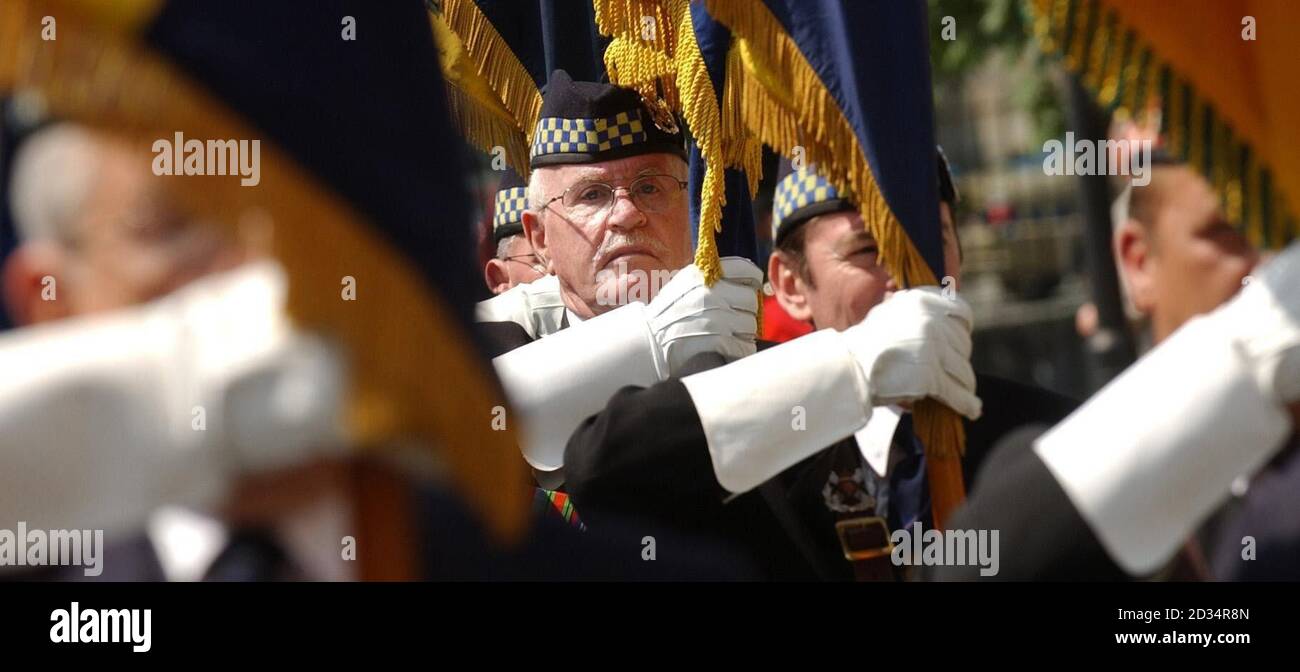 La première Journée des anciens combattants en Écosse se déroule dans le centre-ville de Dundee, à l'occasion du 90e anniversaire de la somme. Banque D'Images