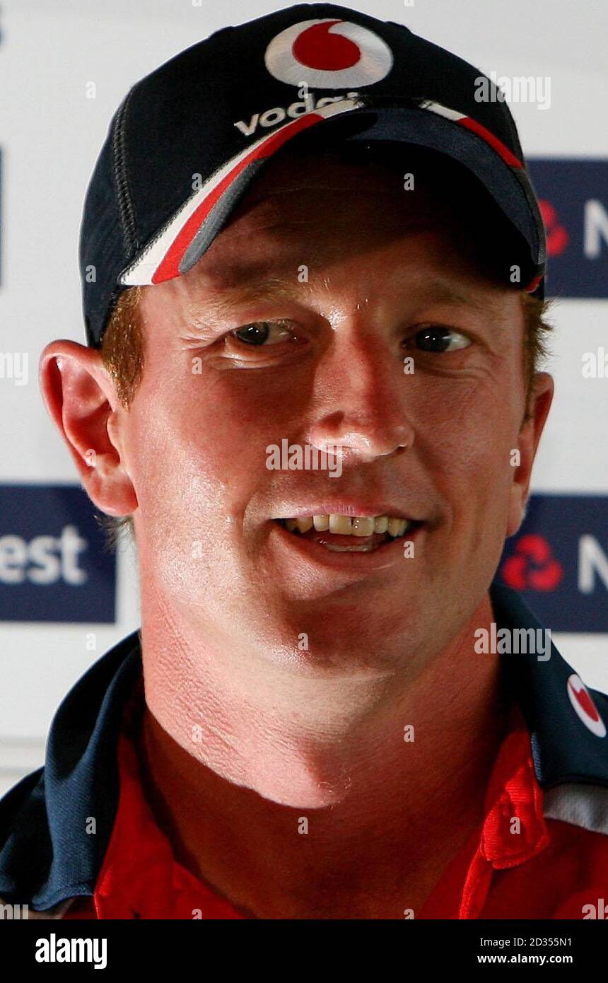 Paul Collingwood d'Angleterre lors d'une conférence de presse pour annoncer le nouveau capitaine de l'équipe de cricket d'Angleterre One Day à Chester le Street, Durham. Banque D'Images