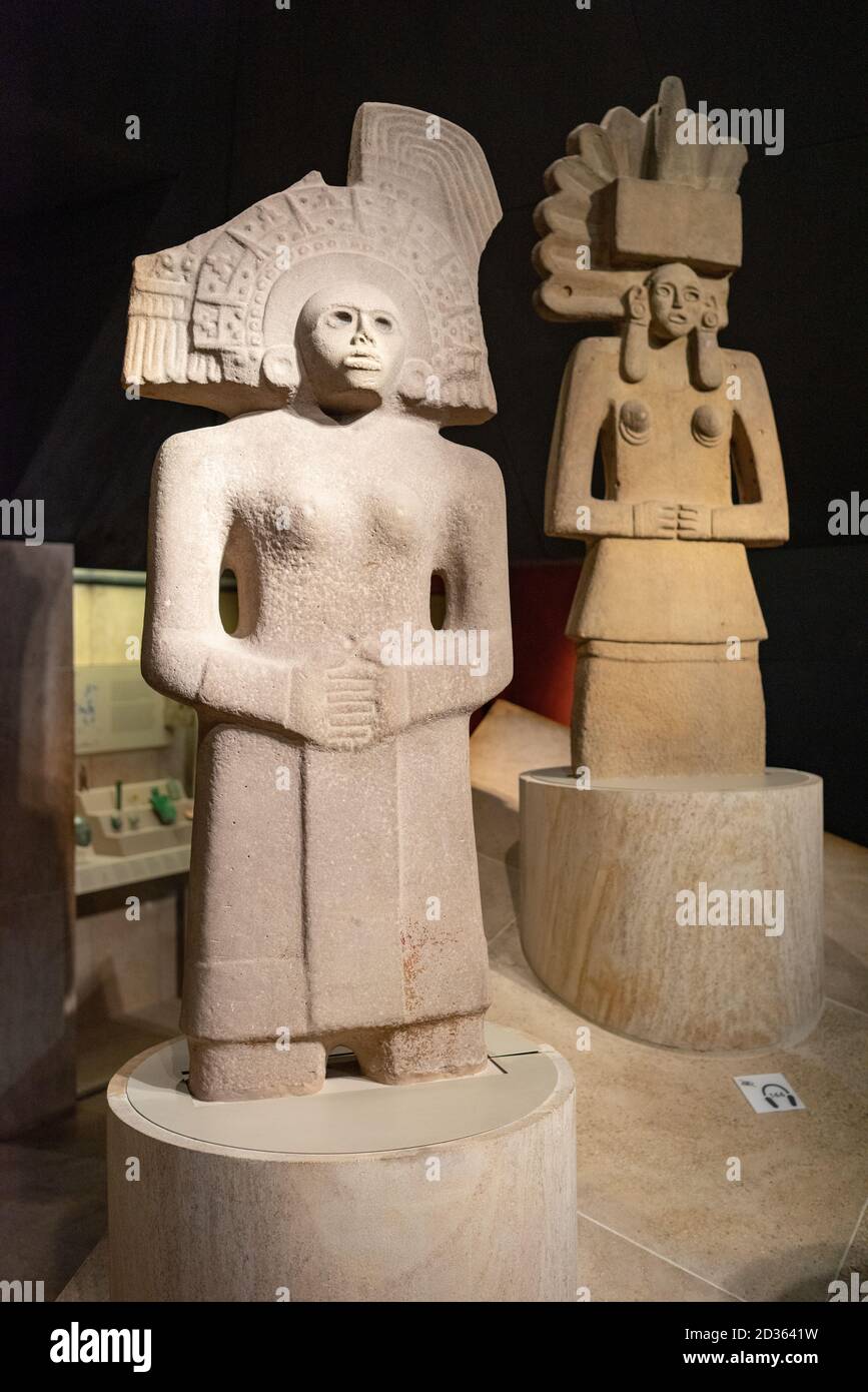 Sculpture en pierre de Tlazolteotl au British Museum. Huastec, Postclassique, AD 900-1521 du Mexique. Tlazolteotl, une déesse de la terre aussi associée à W Banque D'Images