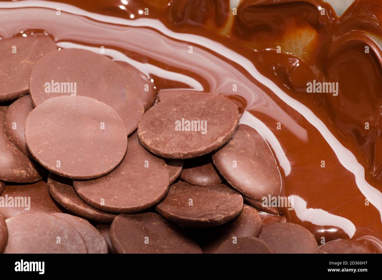 Ingrédients pour la préparation de la barre de chocolat artisanale Banque D'Images