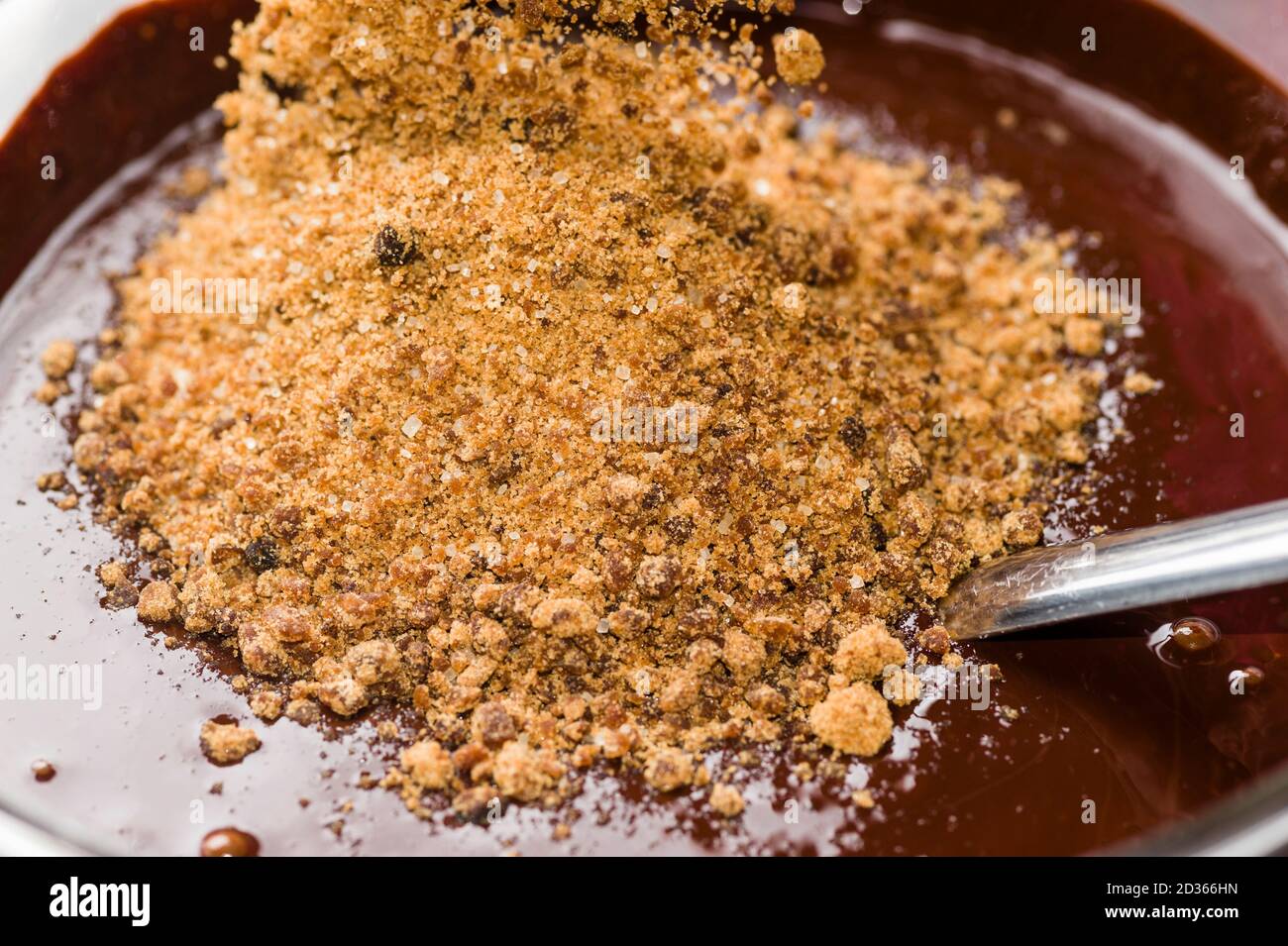 Ingrédients pour la préparation de la barre de chocolat artisanale Banque D'Images