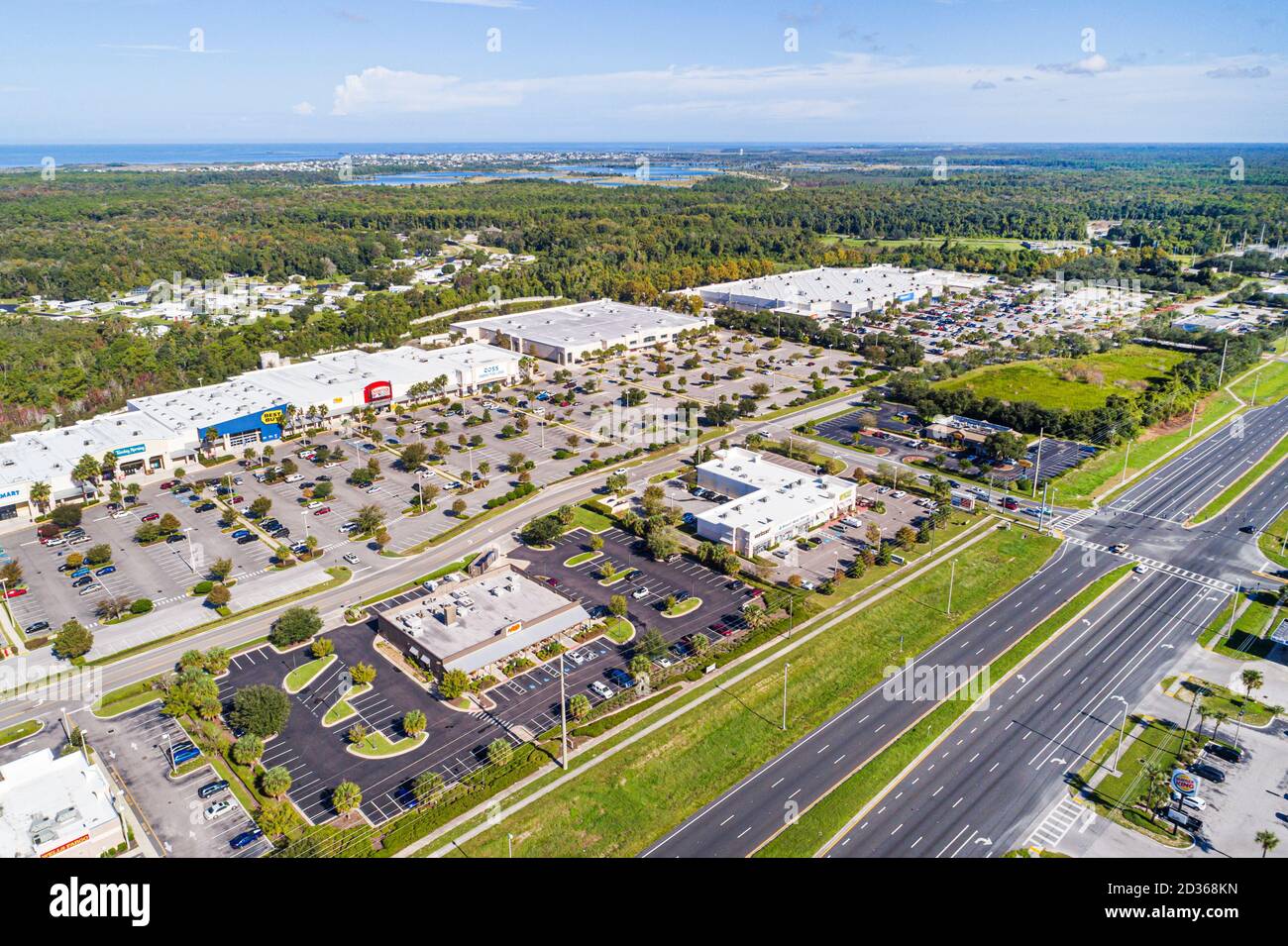 Spring Hill Florida,nature Coast Commons shopping shopper shoppers magasins marché marchés achats vente, magasin de détail magasins d'affaires b Banque D'Images