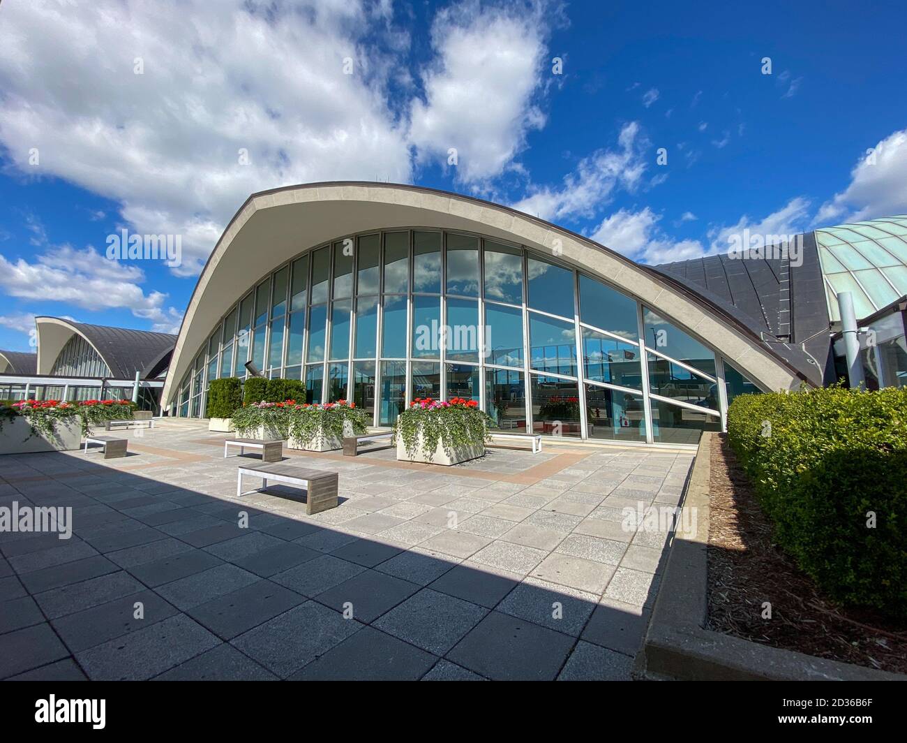 St. Louis, Mo/USA - 10/4/20: L'extérieur de St. Louis, aéroport international Mo Lambert STL. Banque D'Images